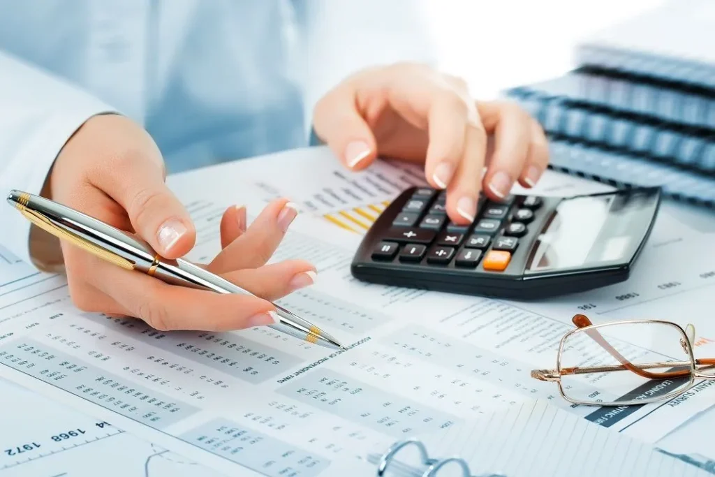 business and accounting course in UK 
